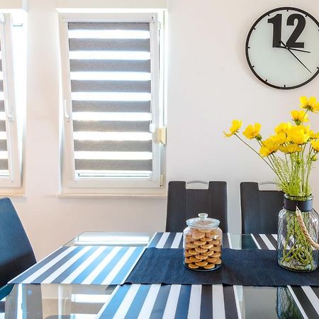 Magis Apartment Сплит Екстериор снимка
